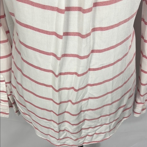 Rails White and Red Striped Casual Shirt - Picture 7 of 7